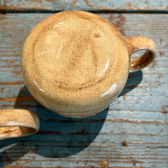 Vintage 1984 handmade Alaskan Design Pottery Mugs (2) - Picture 9 of 9